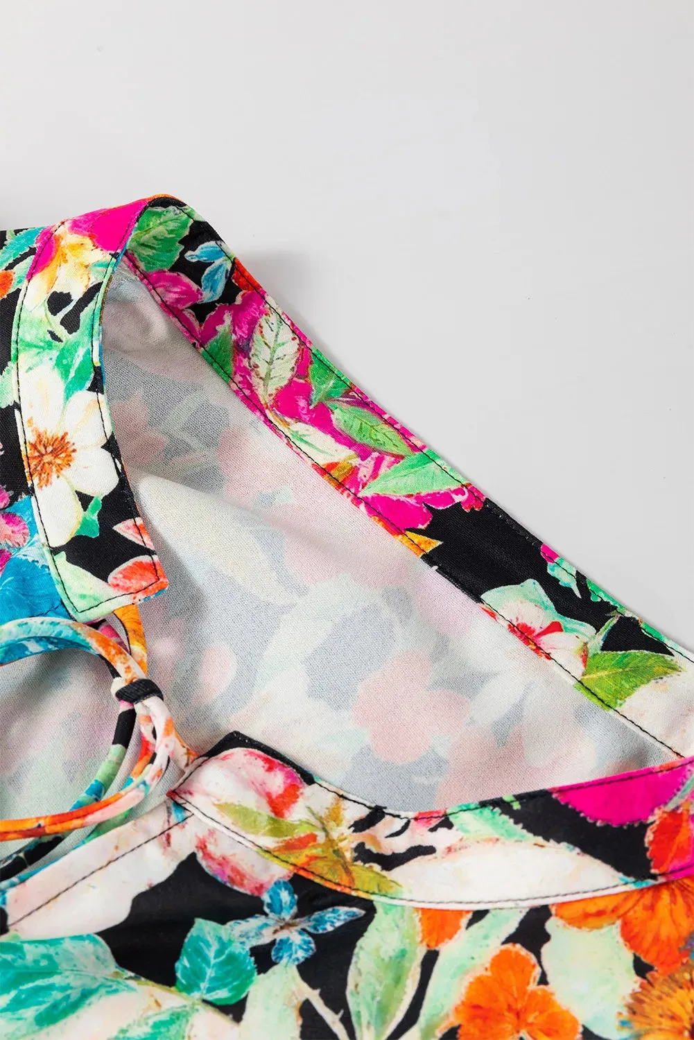 🌸 Printed Tie Neck Long Sleeve Blouse 🌸