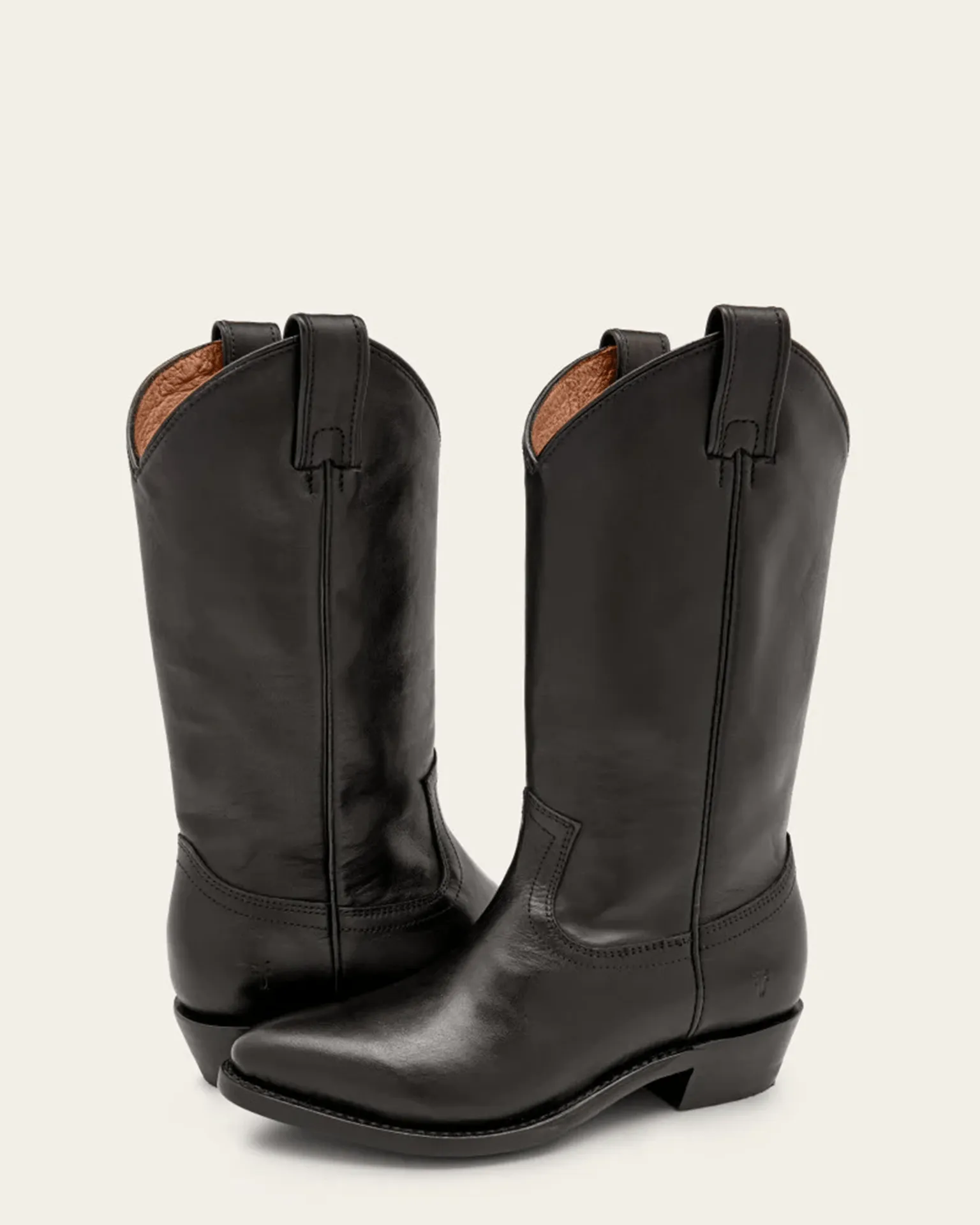 Billy Pull On in Black