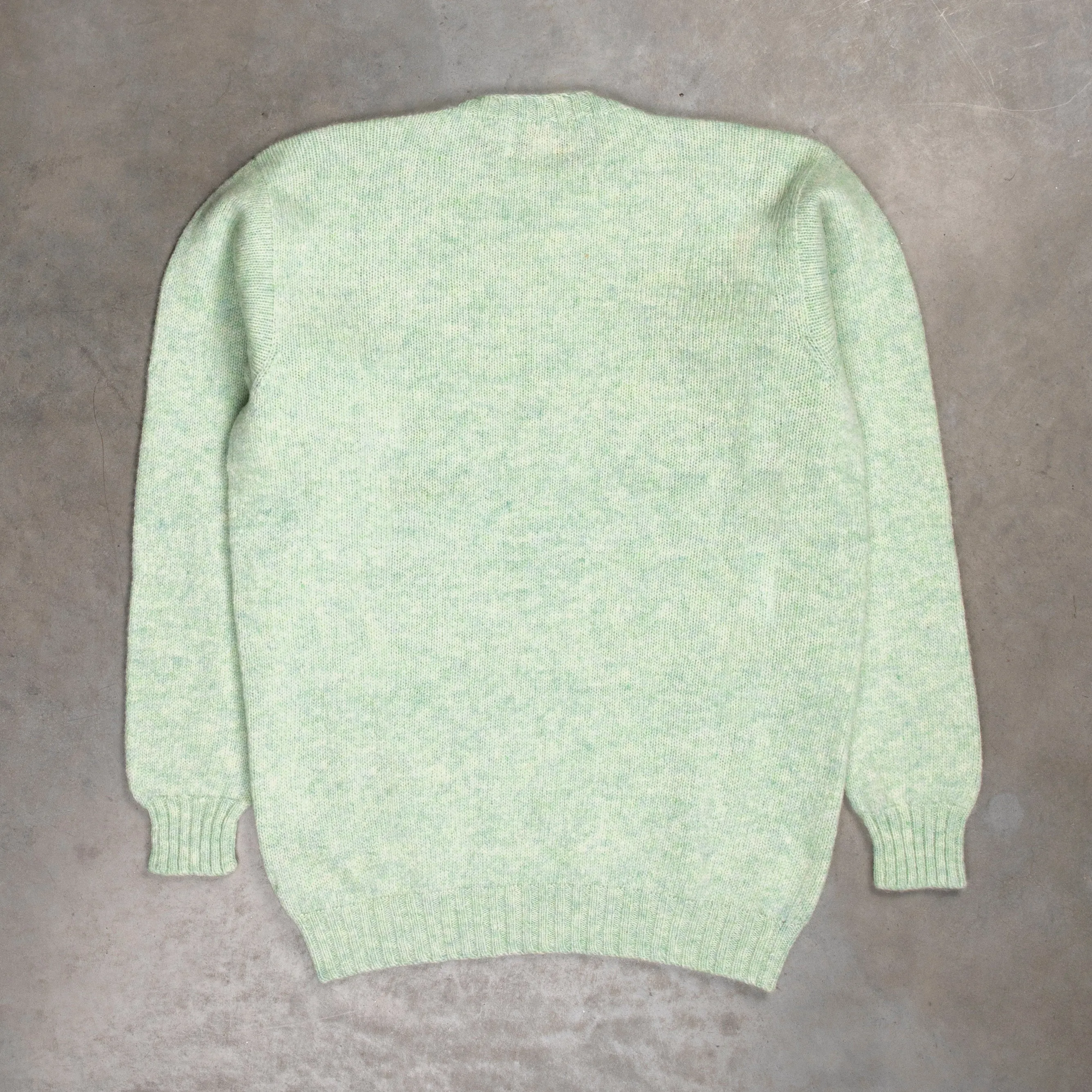 Laurence J. Smith Super Soft Seamless Crew Neck Pullover Shamrock Shake