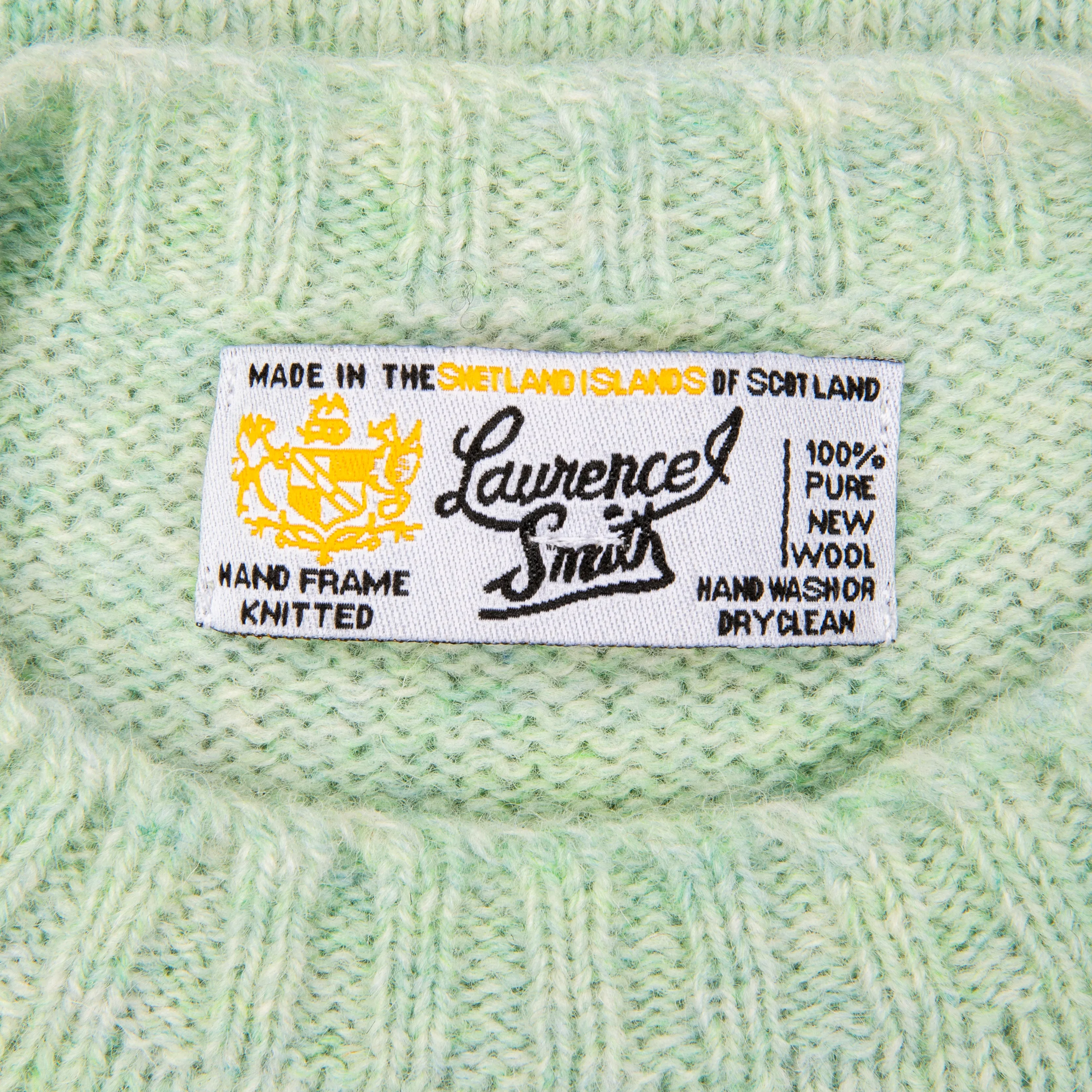 Laurence J. Smith Super Soft Seamless Crew Neck Pullover Shamrock Shake