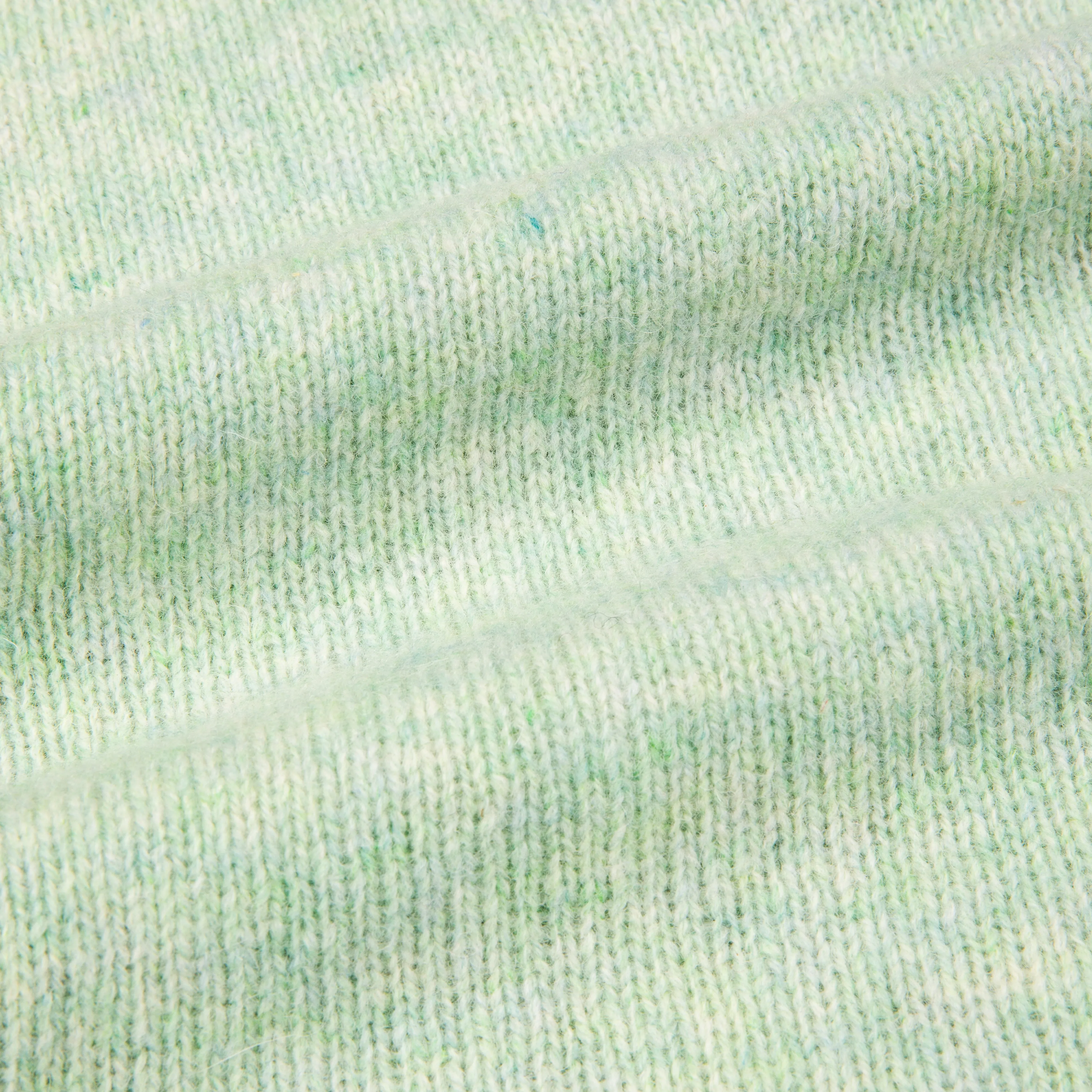Laurence J. Smith Super Soft Seamless Crew Neck Pullover Shamrock Shake