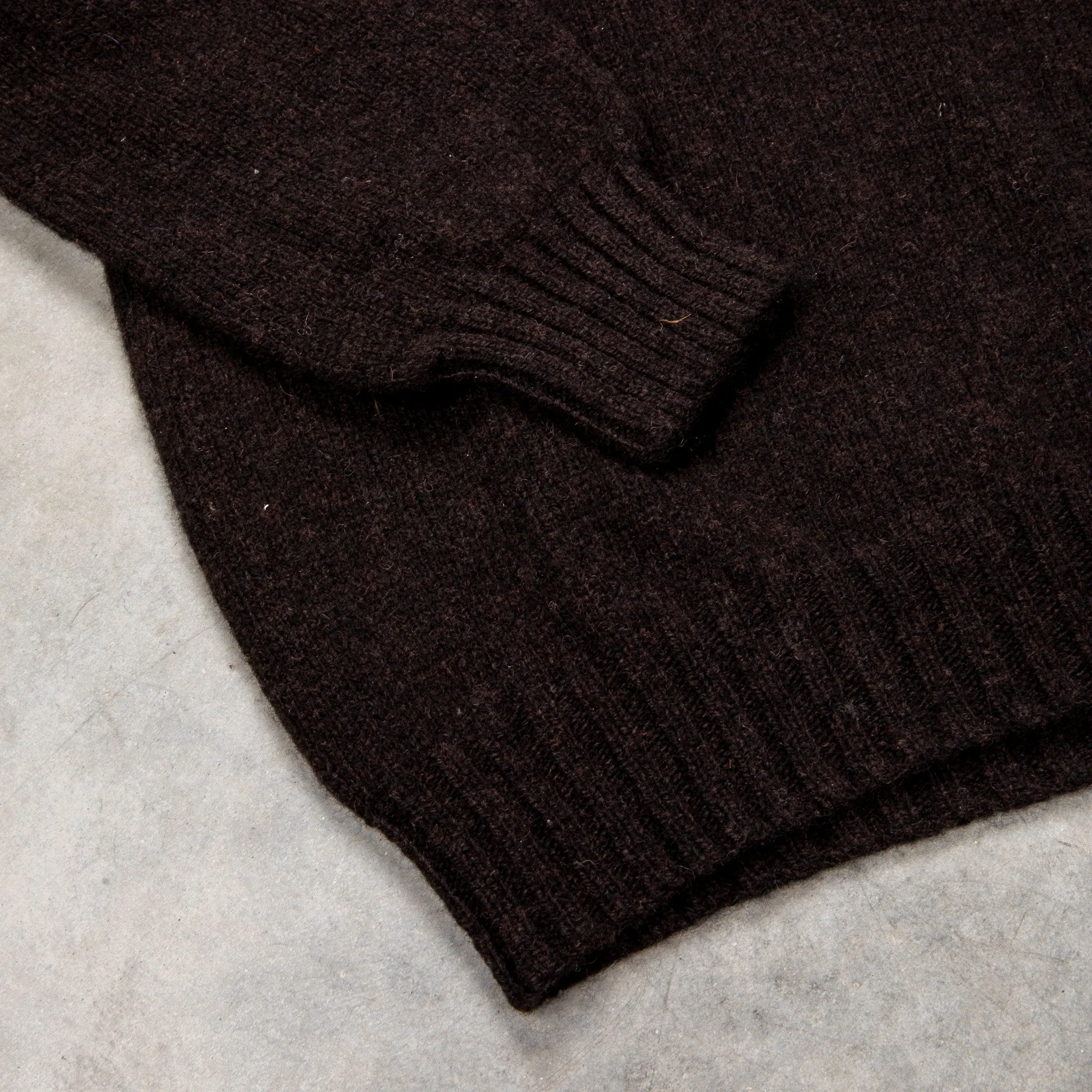 Laurence J. Smith Super Soft Seamless Roll Neck Pullover Dark Oak