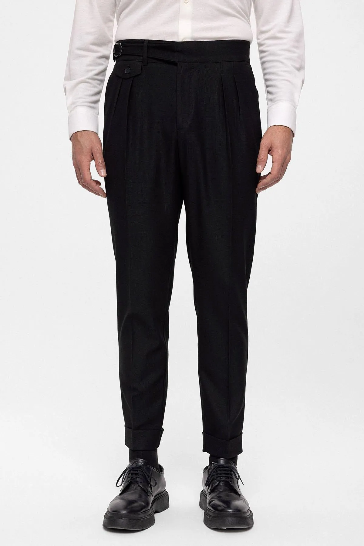 Men's Black High Waist (Boyfriend) Pleated Fabric Trousers With Buckle Belt - Wessi