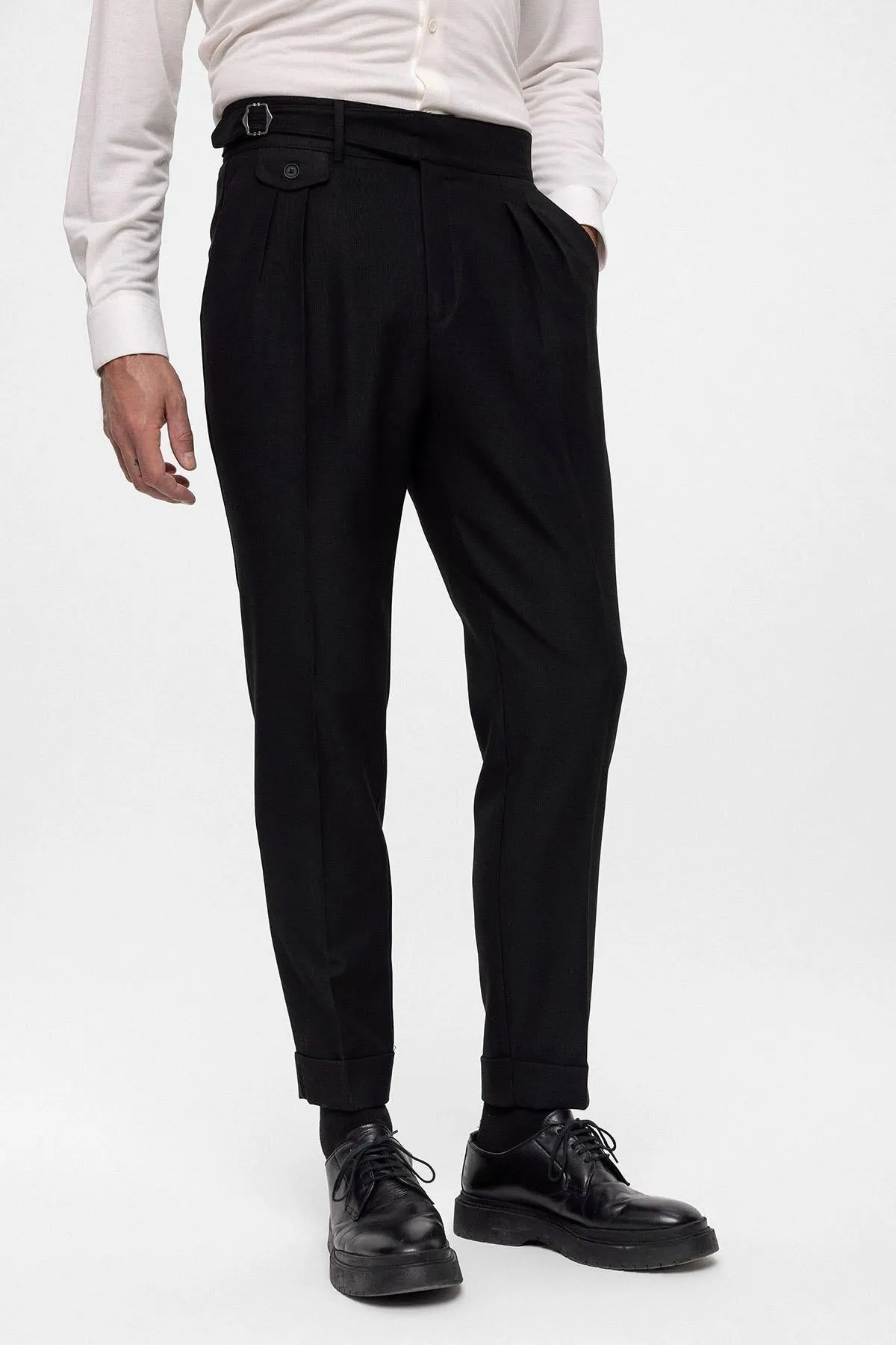 Men's Black High Waist (Boyfriend) Pleated Fabric Trousers With Buckle Belt - Wessi