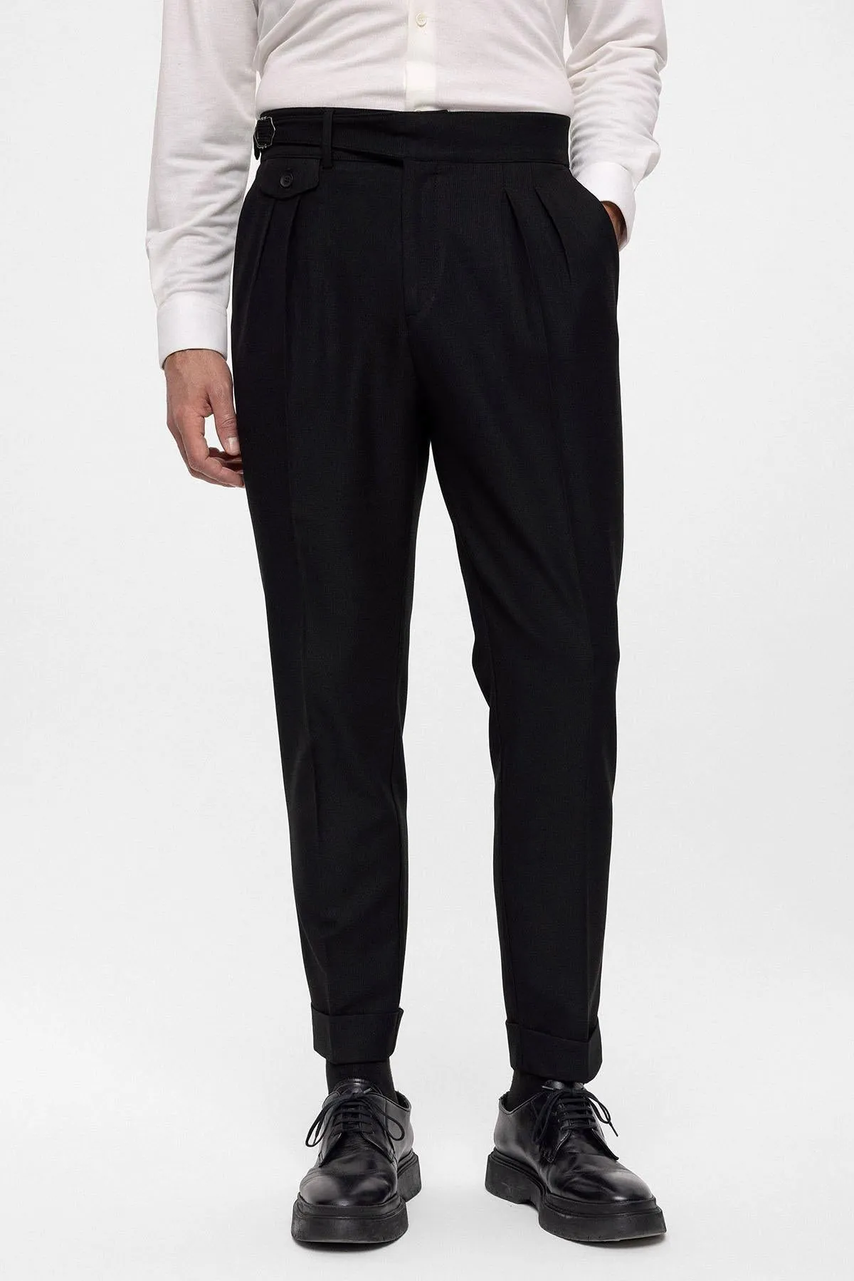 Men's Black High Waist (Boyfriend) Pleated Fabric Trousers With Buckle Belt - Wessi