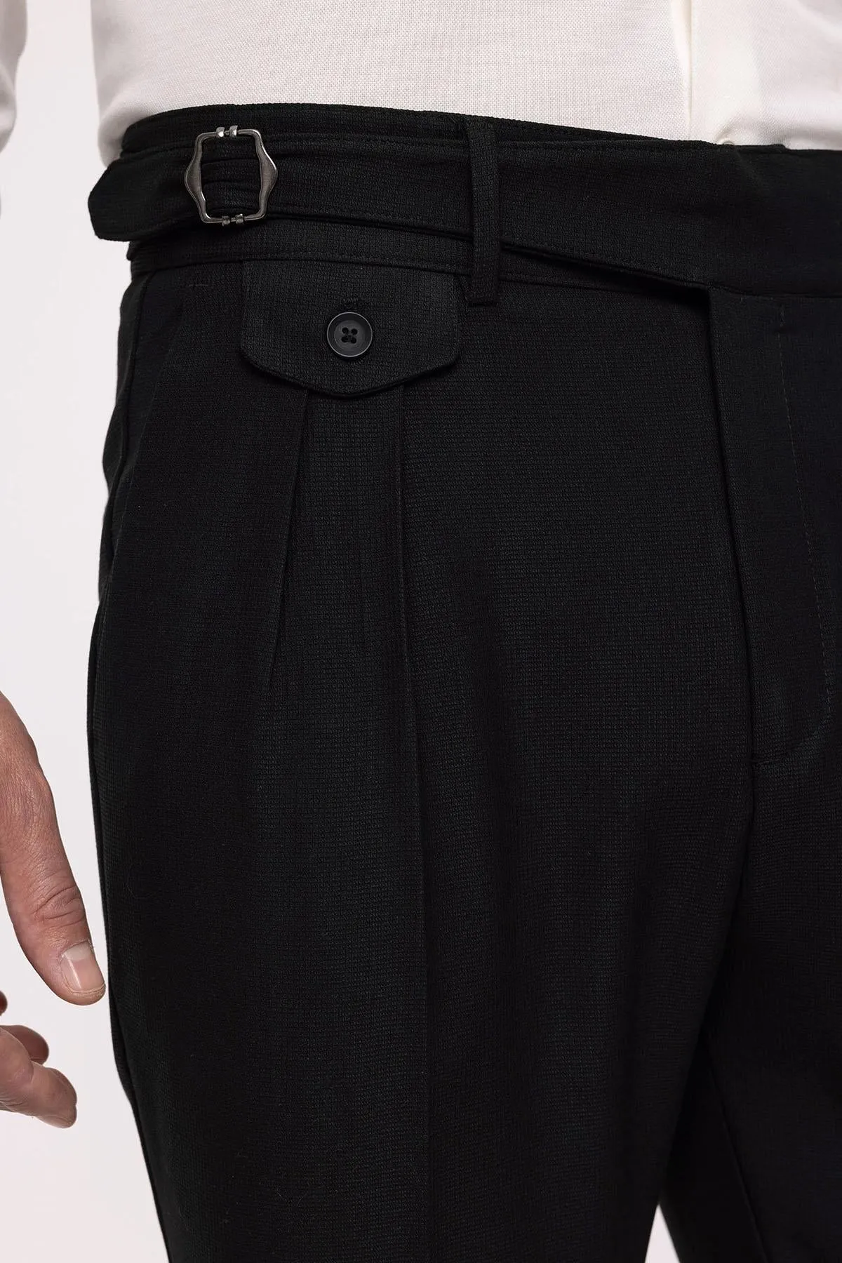 Men's Black High Waist (Boyfriend) Pleated Fabric Trousers With Buckle Belt - Wessi
