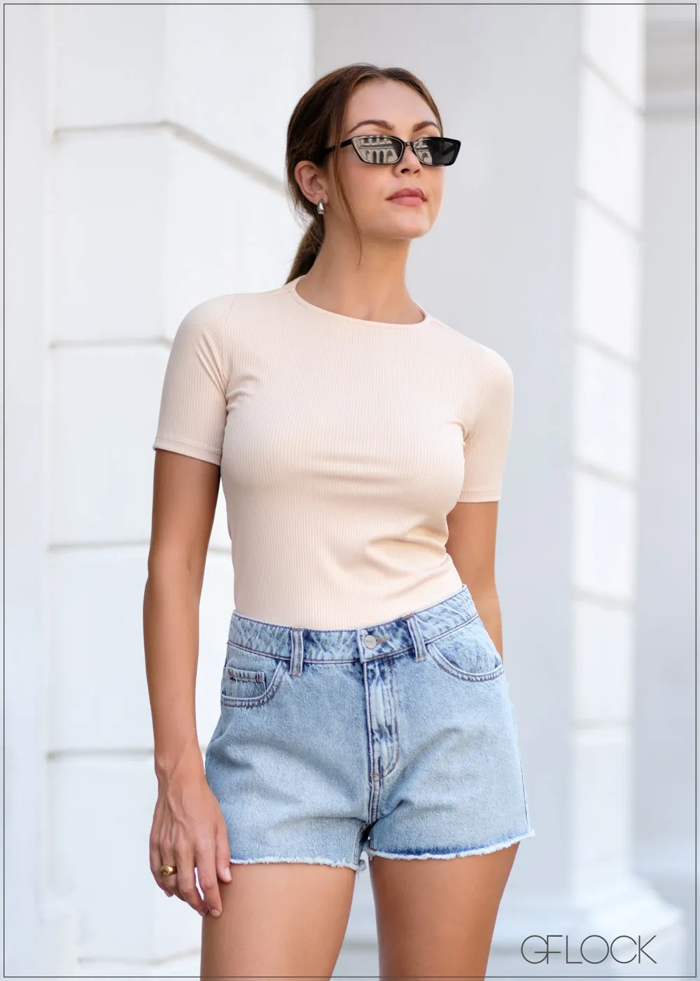 Short Sleeve Ribbed T-Shirt - 010124
