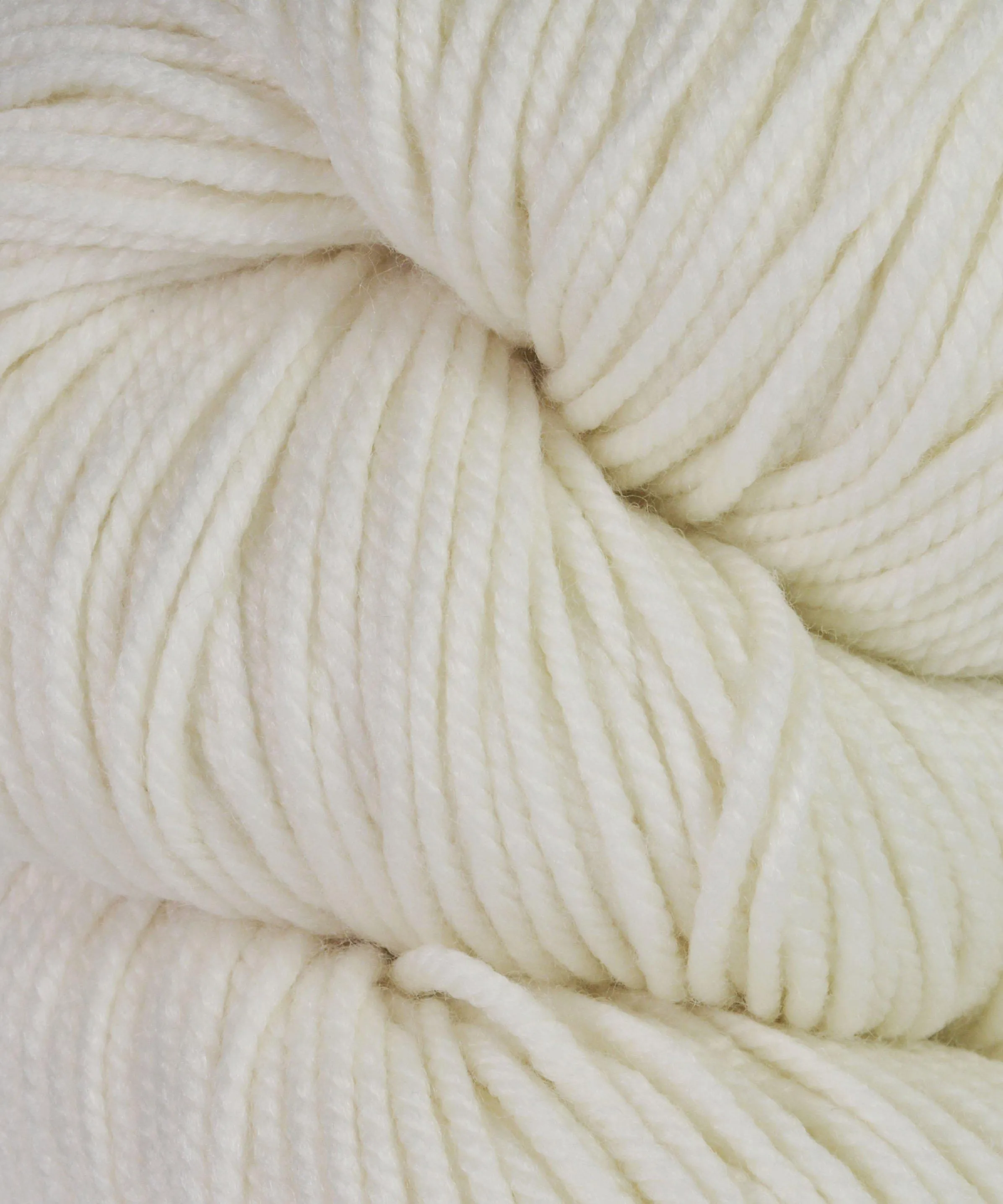 Sueno Worsted Yarn by HiKoo