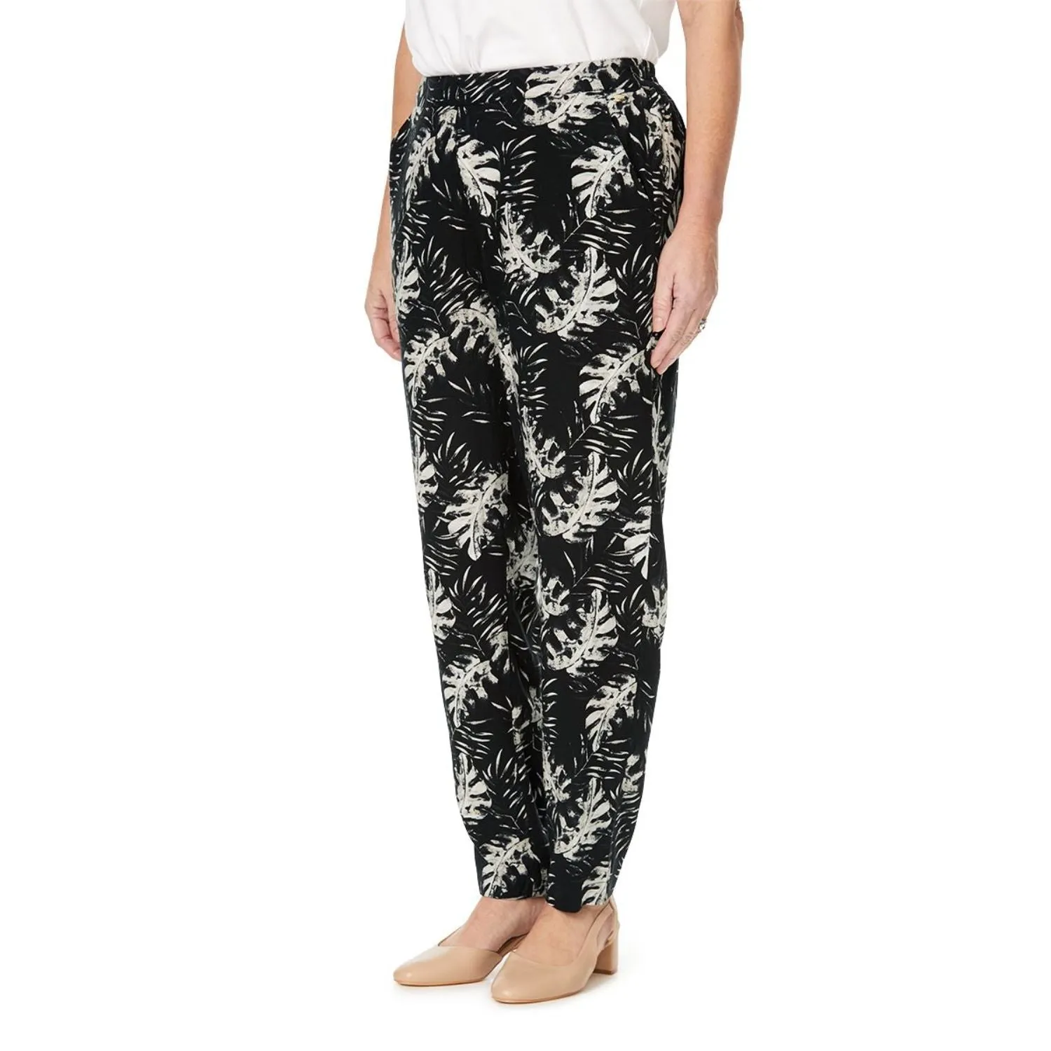 TIGI 10/12 Black Monstrera Leaf All Over Print Trouser