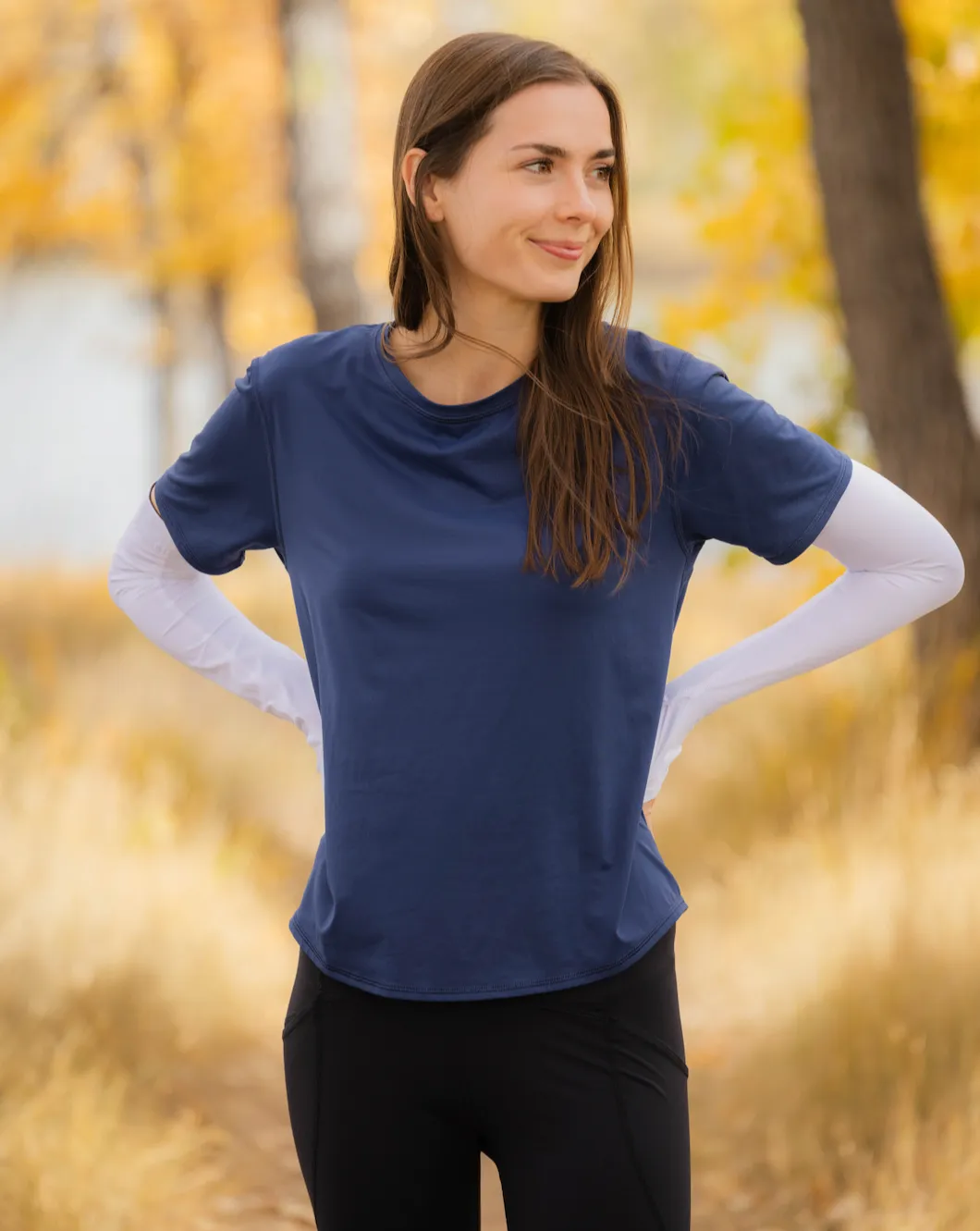 WOMEN'S RELAXED SHORT SLEEVE CREW (1101)