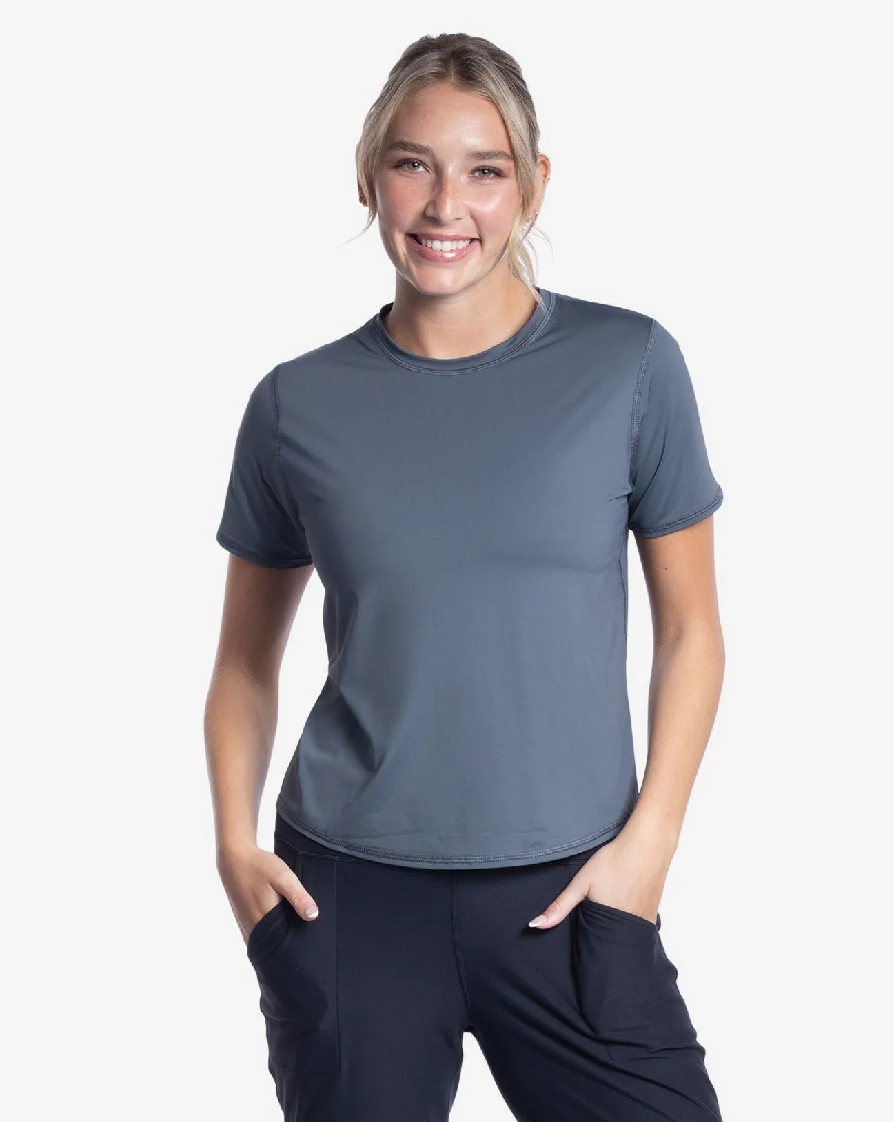 WOMEN'S RELAXED SHORT SLEEVE CREW (1101)